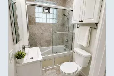 4326 Wesley Terrace, Schiller Park, IL 60176 - Photo 9
