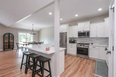 3172 Sun Valley Drive, Kankakee, IL 60901 - Photo 11