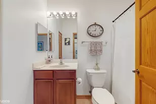 301 W Eagle Ct, Waukegan, IL 60087 - Photo 19