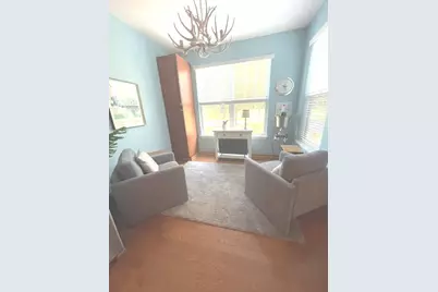 301 W Eagle Court, Waukegan, IL 60087 - Photo 11