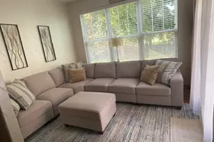 301 W Eagle Ct, Waukegan, IL 60087 - Photo 11