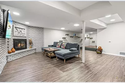 875 Horne Terrace, Des Plaines, IL 60016 - Photo 25