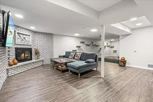 875 Horne Terrace, Des Plaines, IL 60016 - Photo 25