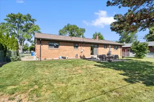 875 Horne Terrace, Des Plaines, IL 60016 - Photo 33