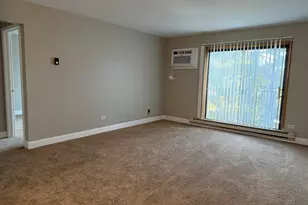 164 S Waters Edge Dr, Glendale Heights, IL 60139 - Photo 3