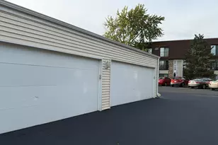 164 S Waters Edge Dr, Glendale Heights, IL 60139 - Photo 19