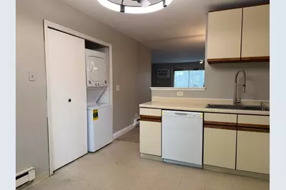 164 S Waters Edge Drive #201, Glendale Heights, IL 60139 - Photo 7