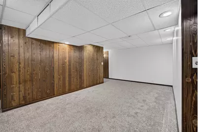 4314 Spring Street, Davenport, IA 52807 - Photo 45