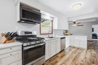 4314 Spring Street, Davenport, IA 52807 - Photo 11