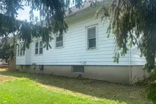 660 Myrtle Ave, Grand Ridge, IL 61325 - Photo 9