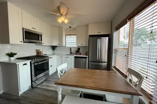 3955 W Huron St, Chicago, IL 60624 - Photo 9