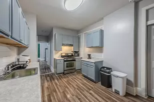 13-15 S West St, Aurora, IL 60505 - Photo 9