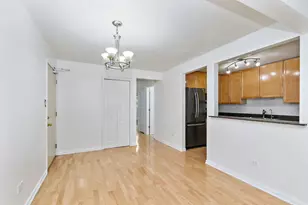 522 E Spruce Dr, Palatine, IL 60074 - Photo 3