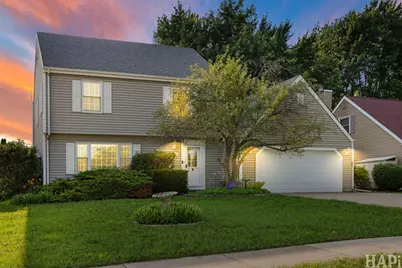824 Paine Avenue, Lindenhurst, IL 60046 - Photo 1