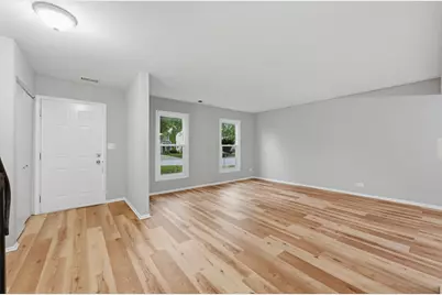 5039 Chambers Drive, Hoffman Estates, IL 60010 - Photo 29