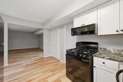 5039 Chambers Drive, Hoffman Estates, IL 60010 - Photo 5