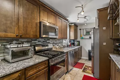 10029 S Indiana Avenue, Chicago, IL 60628 - Photo 15