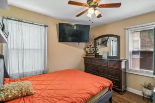 10029 S Indiana Ave, Chicago, IL 60628 - Photo 9