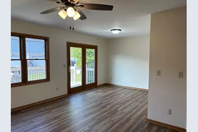 655 Hill Street, Sycamore, IL 60178 - Photo 5