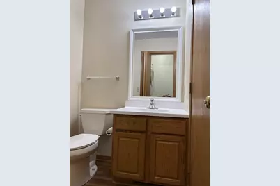 655 Hill Street, Sycamore, IL 60178 - Photo 9