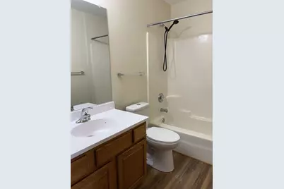 655 Hill Street, Sycamore, IL 60178 - Photo 15