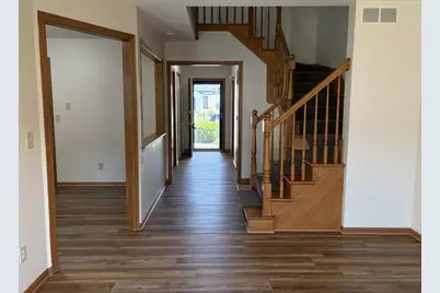 655 Hill Street, Sycamore, IL 60178 - Photo 7