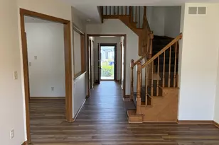 655 Hill St, Sycamore, IL 60178 - Photo 7