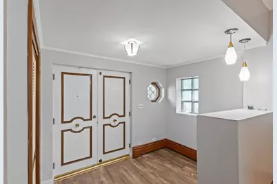 288 Middaugh Road, Clarendon Hills, IL 60514 - Photo 7
