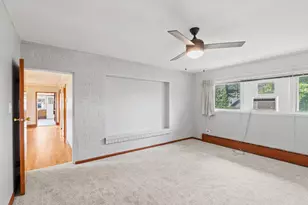 288 Middaugh Rd, Clarendon Hills, IL 60514 - Photo 21