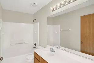 1402 Fabiola Ct, Minooka, IL 60447 - Photo 11