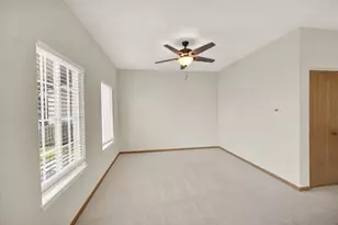 1402 Fabiola Ct, Minooka, IL 60447 - Photo 7