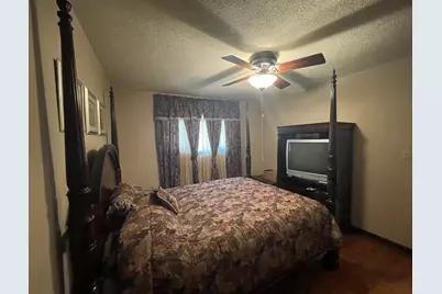 5620 W 83rd Street, Burbank, IL 60459 - Photo 7