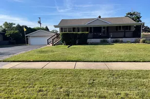 5620 W 83rd St, Burbank, IL 60459 - Photo 1