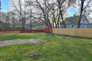 727 Elmer St, Joliet, IL 60433 - Photo 7