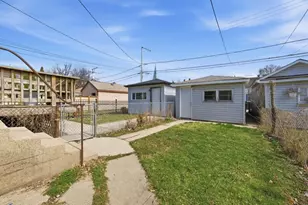11223 S Forrestville Ave, Chicago, IL 60628 - Photo 21