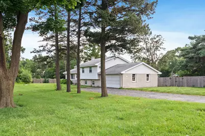 123 Ogden Avenue, Clarendon Hills, IL 60514 - Photo 3