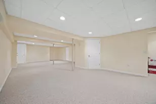 205 Woodlet Ln, Bolingbrook, IL 60490 - Photo 17