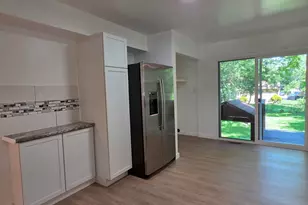 24492 W Hickory St, Round Lake, IL 60073 - Photo 17