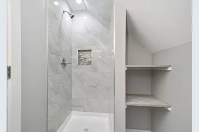8839 S Colfax Avenue, Chicago, IL 60617 - Photo 25