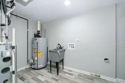 8839 S Colfax Avenue, Chicago, IL 60617 - Photo 29