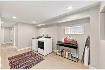 536 S Wisconsin Avenue, Villa Park, IL 60181 - Photo 13