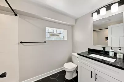536 S Wisconsin Avenue, Villa Park, IL 60181 - Photo 11