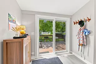 536 S Wisconsin Ave, Villa Park, IL 60181 - Photo 17