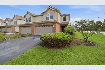 1541 Pauline Circle, Mundelein, IL 60060 - Photo 1