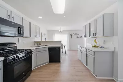 1541 Pauline Circle, Mundelein, IL 60060 - Photo 11