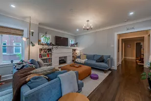 1318 Dewey Ave, Evanston, IL 60201 - Photo 3