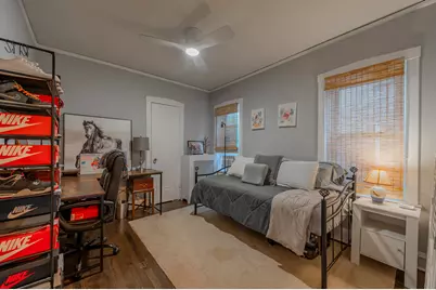1318 Dewey Avenue #2, Evanston, IL 60201 - Photo 9
