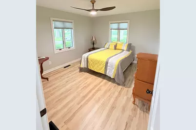 301 Stouffer Road, Sterling, IL 61081 - Photo 17