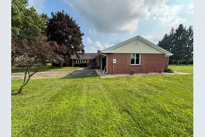 301 Stouffer Road, Sterling, IL 61081 - Photo 25