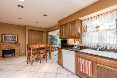 9816 W Oak Forest Drive, Beach Park, IL 60099 - Photo 9